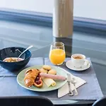 Lägenhet Airport Charming By Lovelystay