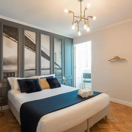 Airport Charming By Lovelystay Apartment *