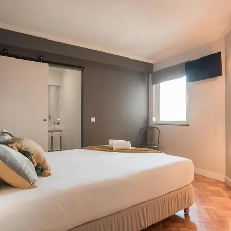 Lägenhet Airport Charming By Lovelystay Lisboa