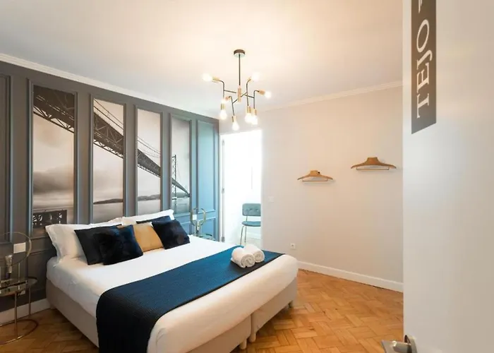 Airport Charming By Lovelystay * Lisbon