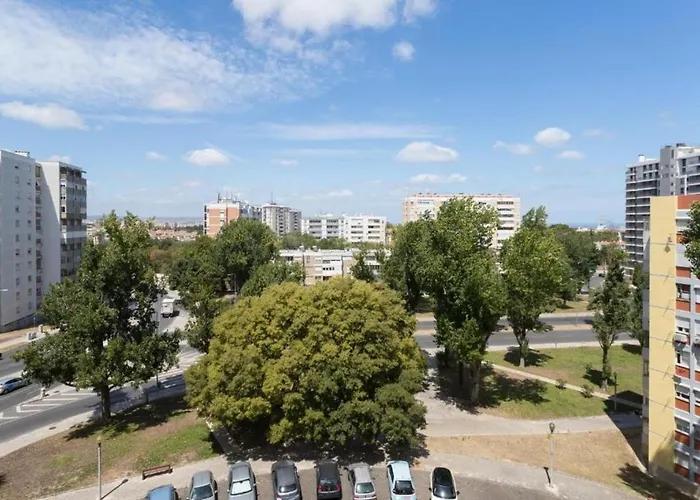 Apartamento Airport Charming By Lovelystay